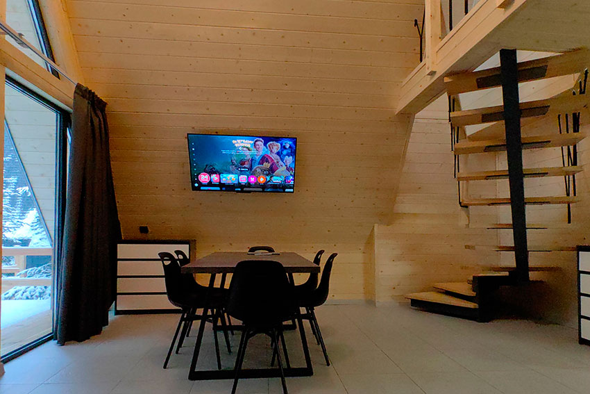 Коттеджи в лесу