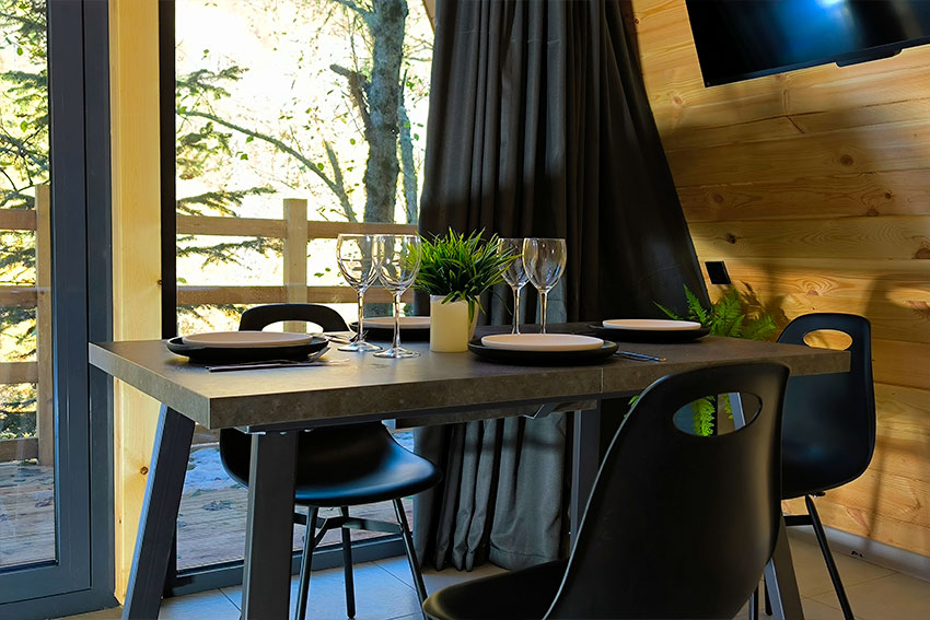 Отель возле Романтика